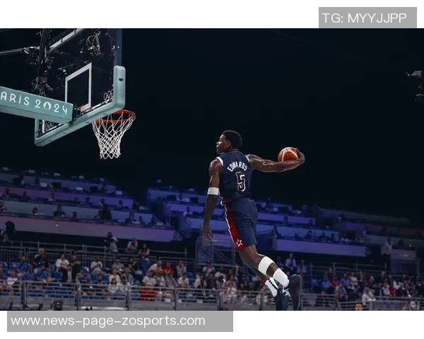 解说:在关键时刻展现无畏精神的球员恐怕只有爱德华兹能匹敌 解说:在关键时刻展现无畏精神的球员恐怕只有爱德华兹能匹敌